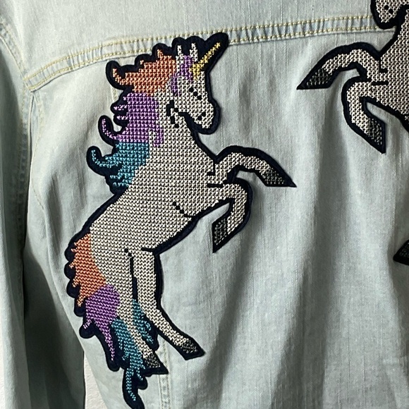 Rare LuLaRoe Jaxon Unicorn Denim Jean Jacket Sz M - Picture 4 of 6